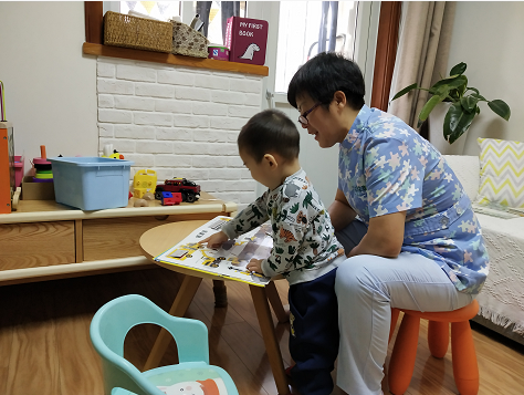 兒童成長陪伴師與高端育兒嫂的區別，北京大班為您分享（兒童成長陪伴師是做什么的）