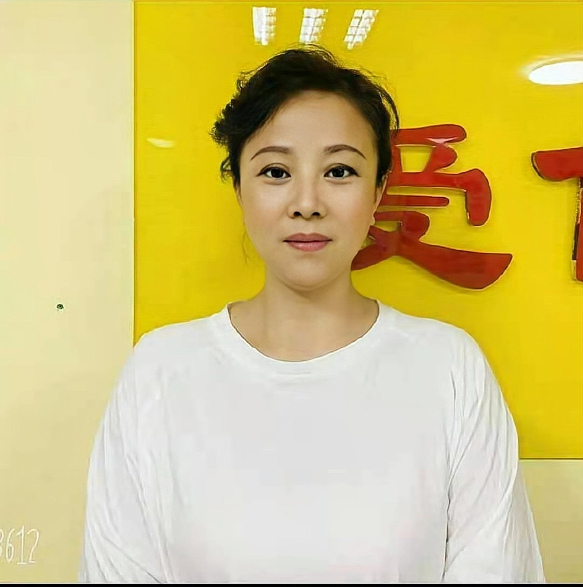 護工是照顧老人的重要角色（護工照顧老人時可能面臨各種挑戰）